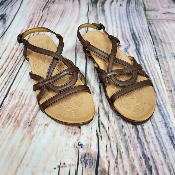 Born Shoes - Born Sora Brown Leather Strappy Legno Sandals